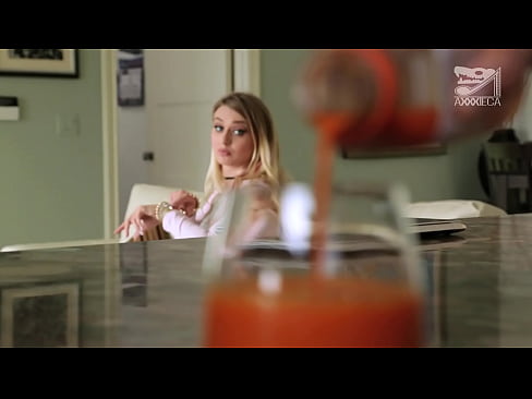 ❤️ Kuum tüdruk suurte tisside ja tiheda tussuga saab luuserilt riista, aga väga kõvasti ❤ Pornovideo at porn et.mass-pr.ru ﹏